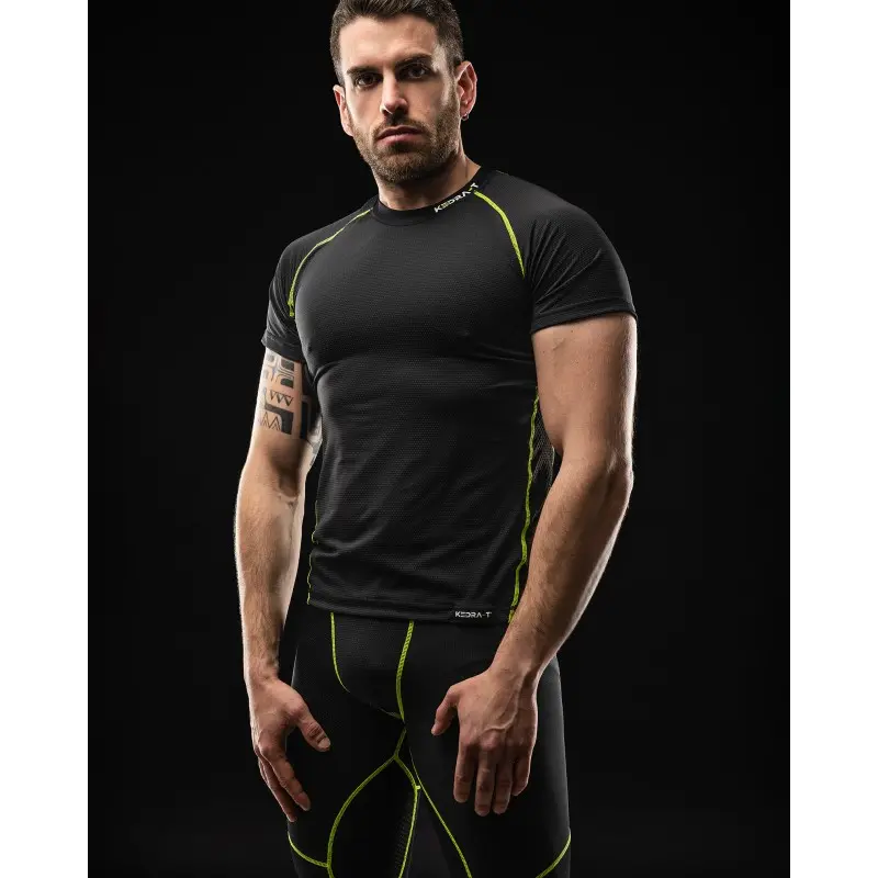 maglia-tecnica-carbon-hole-carbonio-polipropilene-manica-corta (3).webp